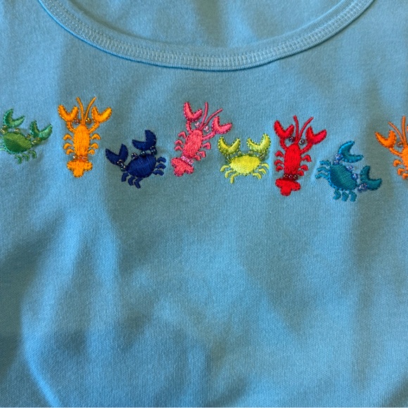 Quacker Factory Light Blue Womens XL T-Shirt with Colorful Lobster Embroidery - Picture 6 of 6